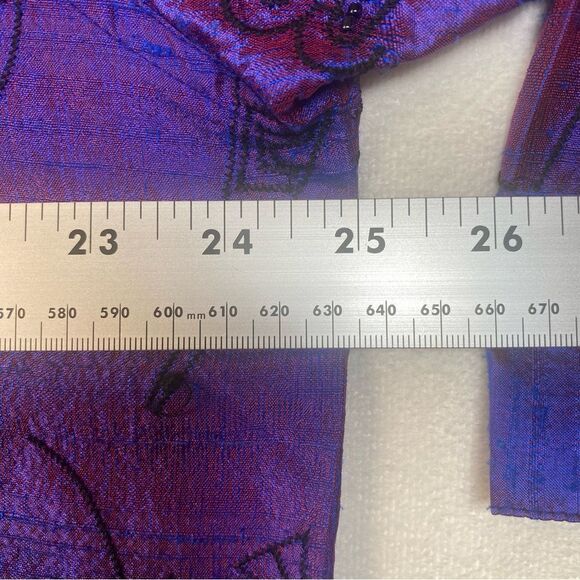 Bleu Bayou 100% Silk Beaded And Embroidered Purple Button Front Top Size XL - Picture 11 of 13